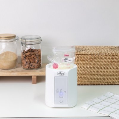 CHICCO Worki na mleko matki 250 ml 30 szt