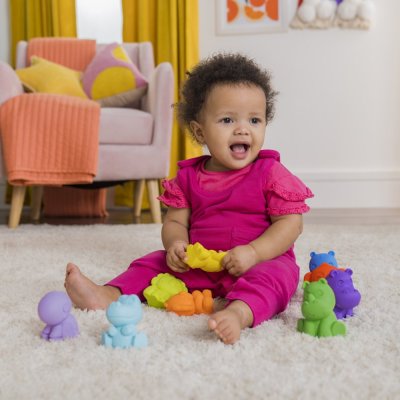 BRIGHT STARTS TropicAnimals Set mit 9 Spielzeugtieren, 3 m+