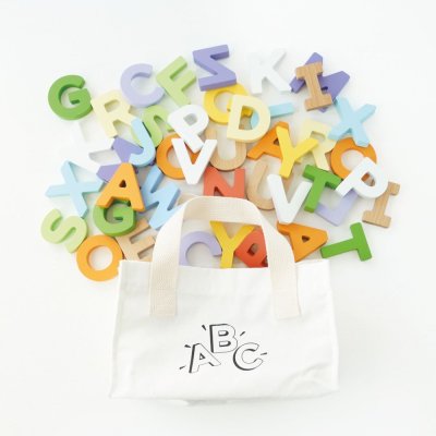 Le Toy Van Lettres dans un sac en toile