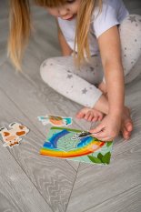 Pexi Velcro puzzles - Who lives where?