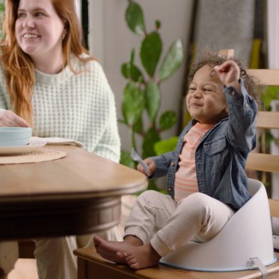 INGENUITY Sitzerhöhung Simplicity Seat™ Grey 6m+, bis 15kg
