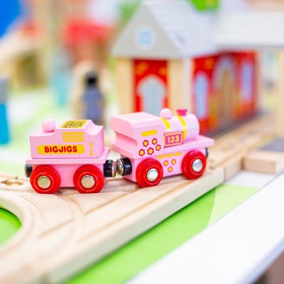 Bigjigs Rail Rosa Lokomotive mit Tender
