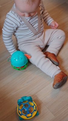 OBALL Giggle & Glow™ 3m+ musikalisches Leuchtspielzeug