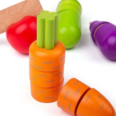 Bigjigs Toys Verduras de madera para cortar con gorro