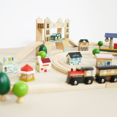 Le Toy Van Comboio de Cidade