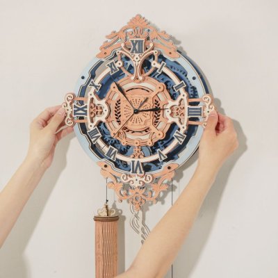 Puzzle 3D en bois RoboTime Miniature de maison Horloge murale