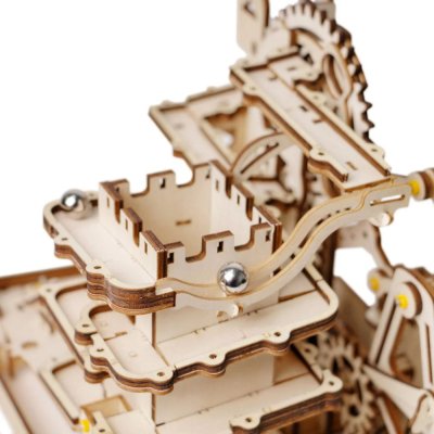 RoboTime 3D mechanikus golyópálya torony