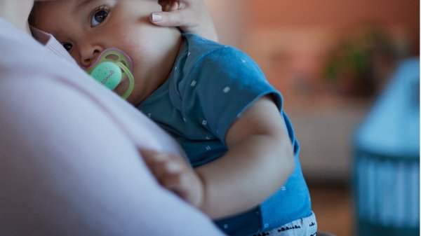 Philips AVENT Ultra Air Nachtschnuller 0-6m Mädchen, 2 Stk