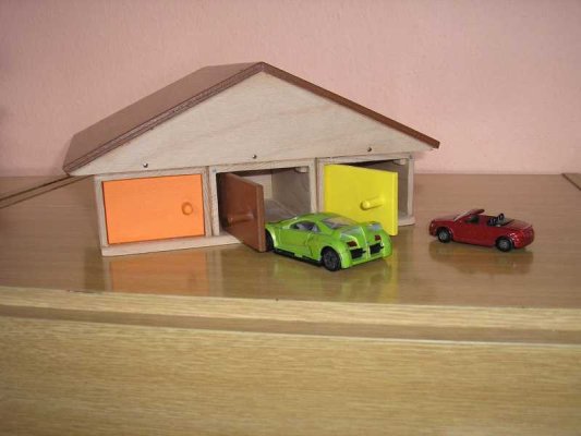 Wooden garage for 6 cars