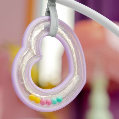 BRIGHT STARTS Baloiço Vibratório Rosy Rainbow™ 0m+ até 18 kg