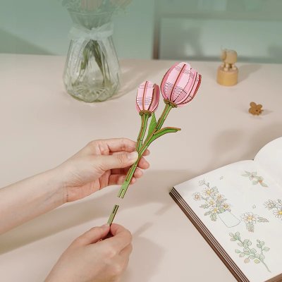 Puzzle 3D en bois RoboTime Tulipe rose