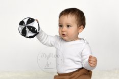 MyMoo Montessori markolatgolyó - Fekete-fehér / pöttyös-KOPIE-KOPIE-KOPIE-KOPIE