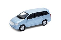 Welly Toyota Innova 1:34