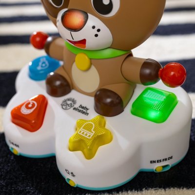 BABY EINSTEIN Musikalisches Lernspielzeug Drum & Learn Dean™ 6m+