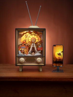 RoboTime 3D Holzpuzzle Spieluhr Karneval bei Sonnenuntergang