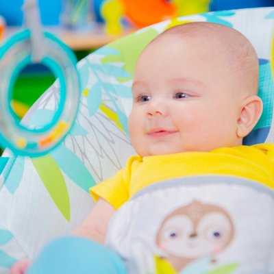 BRIGHT STARTS Trilstoel Rainforest Vibes™ 0m+ tot 9kg