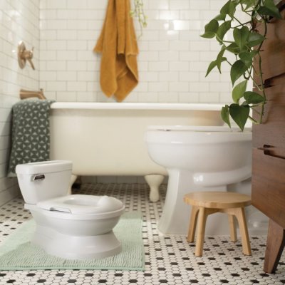 INGENUITY Sanita Infantil com Som My Size™ branca