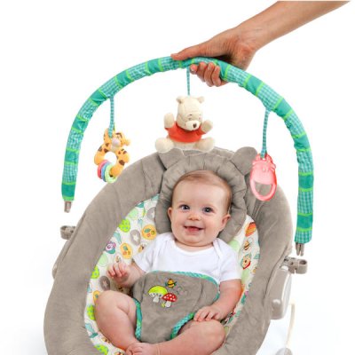 BRIGHT STARTS Vibrerend ligbed met de melodie van Winnie the Pooh Dots & Hunny 0 m+, tot 9 kg