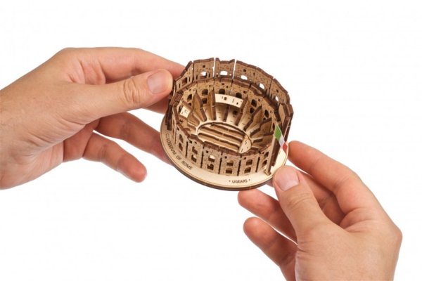 Ugears Puzzle 3D en bois et mécanique – Le Colisée de Rome