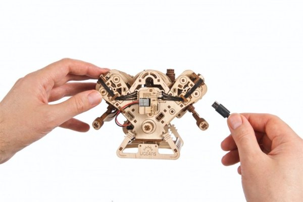 Ugears 3D fa mechanikus puzzle V8-as motor