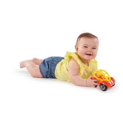Jucărie mașină OBALL Rattle&Roll™, roșu 3m+