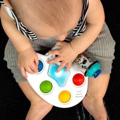 BABY EINSTEIN Sensorisches Musikspielzeug Color Palette Popper 6-36m