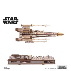 Ugears 3D drevená mechanická skladačka Star Wars Luke Skywalker X-Wing stíhačka
