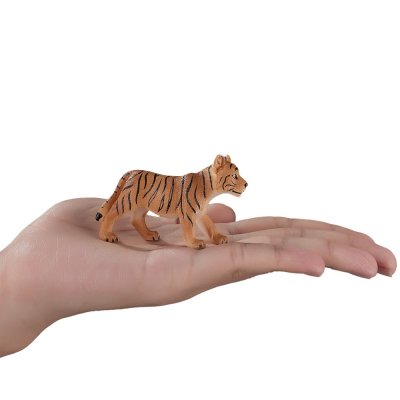 Mojo Bengal Tiger Junges stehend
