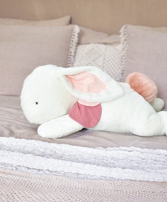 Doudou Pluszowy królik z ciemnoróżowym pomponem 80 cm