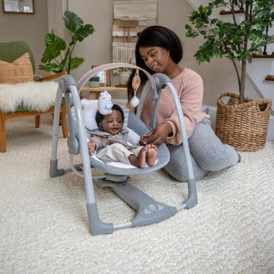 INGENUITY Baloiço Convertível de Viagem com Melodia Bella Teddy™ 0m+ até 9kg
