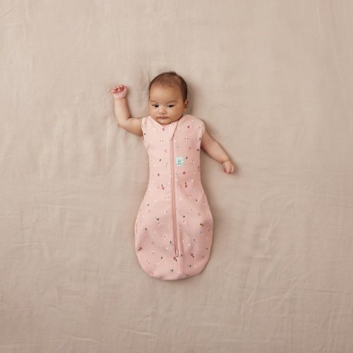 ERGOPOUCH Swaddle och sovsäck 2in1 Cocoon Daisies 0-3 m, 3-6 kg, 0,2 tog