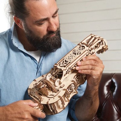 Puzzle mécanique 3D en bois Ugears Niněra (Hurdy-Gurdy)