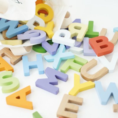 Le Toy Van Lettres dans un sac en toile