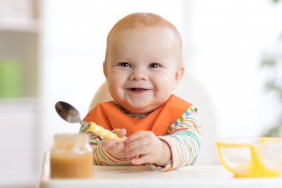 Rozszerzanie diety dziecka - kiedy, jak i co?