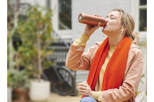 Butelka termosowa ze stali nierdzewnej MEPAL Ellipse w kolorze różowego złota 500 ml