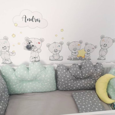 Wall stickers - Teddy bears with name above the crib