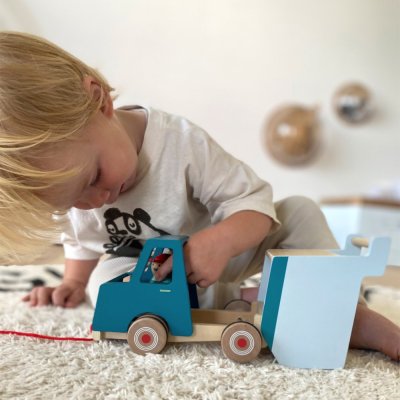 small foot Ciężarówka wywrotka do ciągnięcia