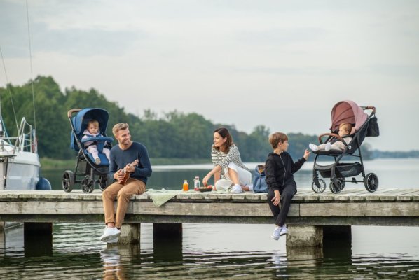 LIONELO Stroller Annet Plus Green Forest