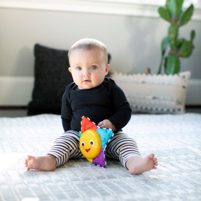 BABY EINSTEIN Star Bright Symphony™ musikalisches Lichtsternspielzeug ab 0 Monaten