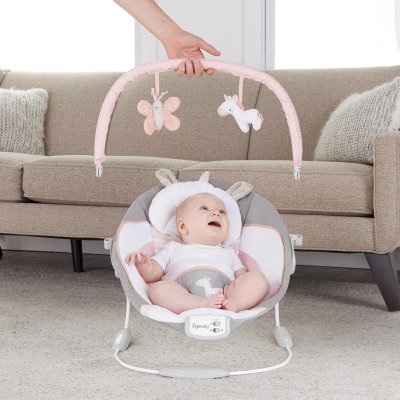 INGENUITY Espreguiçadeira Vibratória com Melodia Flora the Unicorn™ 0m+ até 9 kg