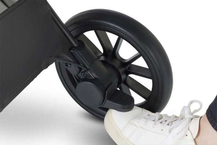 EASYWALKER Športni voziček Jackey XL Shadow Black + torba PETITE&MARS Jibot GRATIS