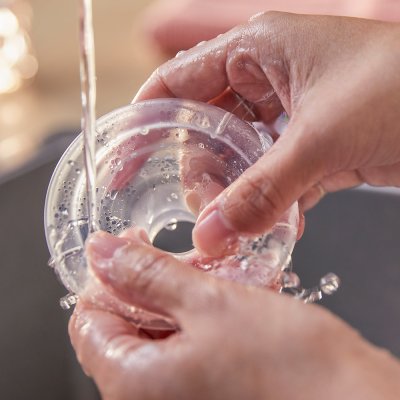 Bomba tira leite Philips AVENT. manual de leite + absorventes descartáveis para seios 100 un.