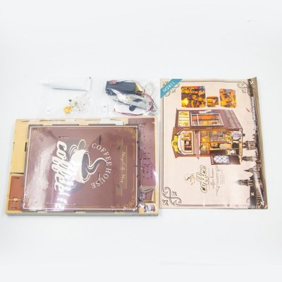 2Kids Toys 3D Puzzle Bookend Miniature House Café