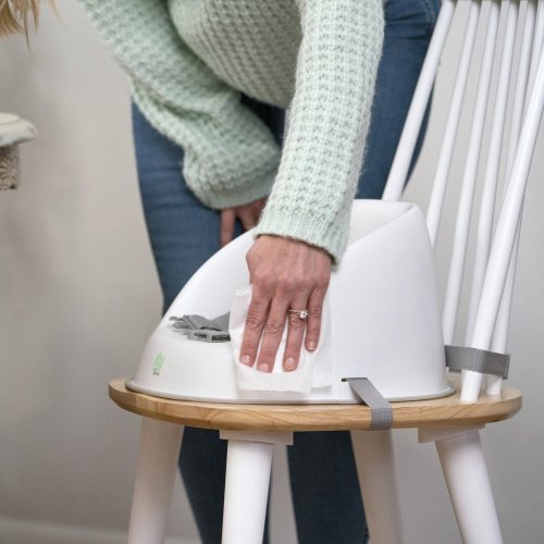 INGENUITY Matstolsunderlägg Ity Simplicity Seat Easy Clean Booster Havre upp till 15 kg