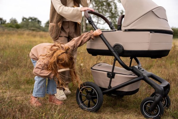 EASYWALKER Kombikinderwagen Jimmey Explore Pearl Taupe AIR + CYBEX Aton B2 i-Size + Base
