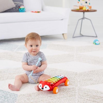 SKIP HOP Hudební hračka Xylofon Explore&More Lišák 12m+