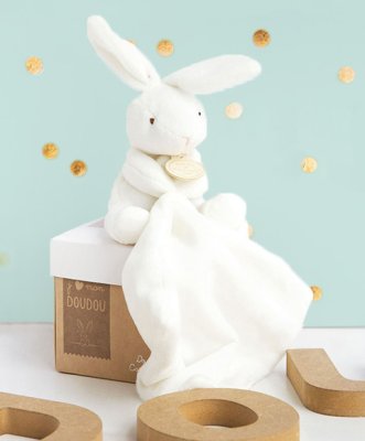 Conjunto de presente Doudou - coelhinho com paninho de aconchego 10 cm