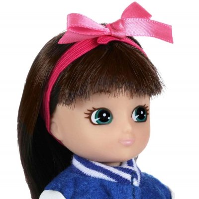 Lottie Muñeca fan de la música