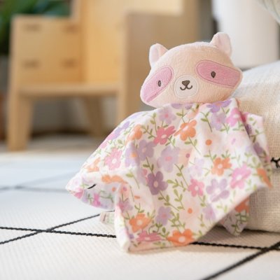 INGENUITY Dečka mazlící Cozy Lovey – Deni™ 0m+