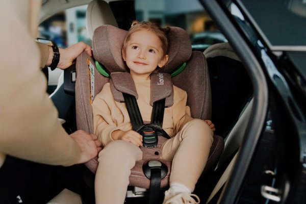 LIONELO Harmony i-Size Car Seat (40-150 cm) Grey Graphite Leather
